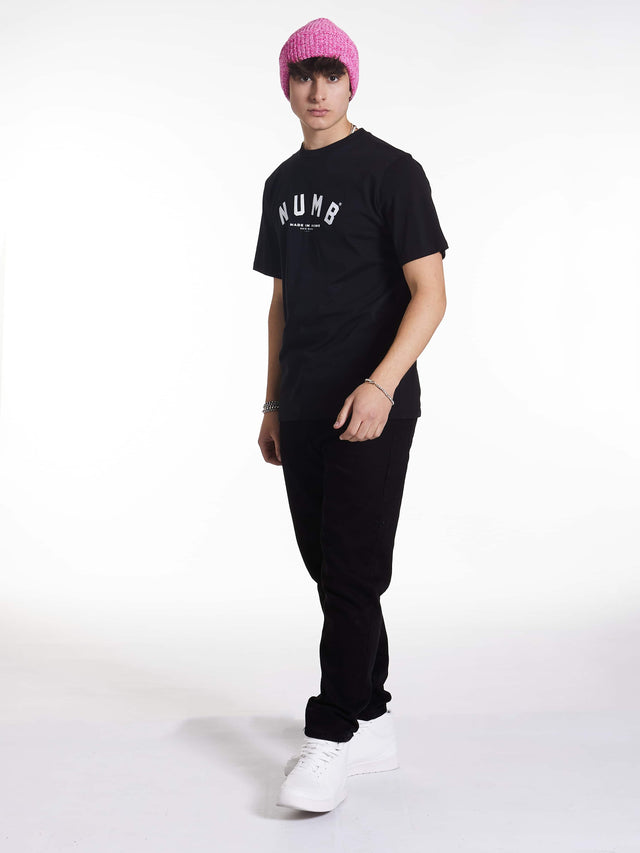 'Essential' Black T-SHIRT